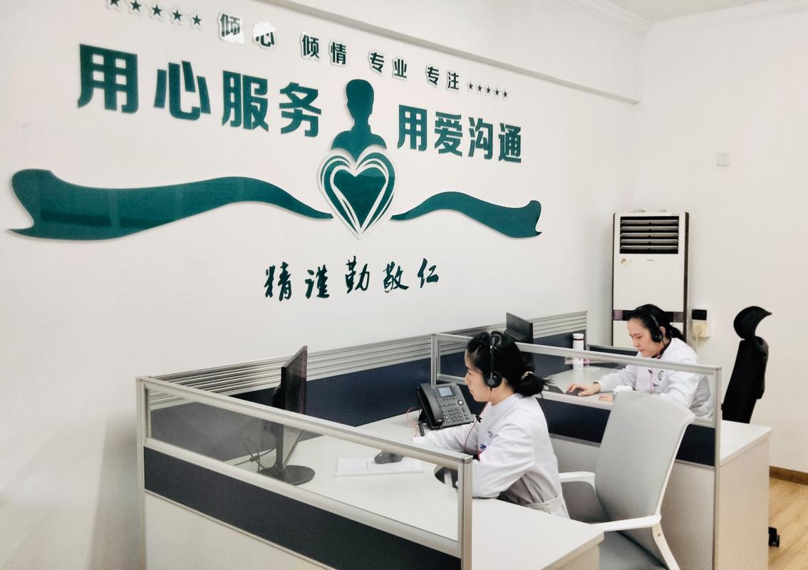阳光下的暗影 “211同学‘镜与梦’离世事件背后的倾听与自省”,